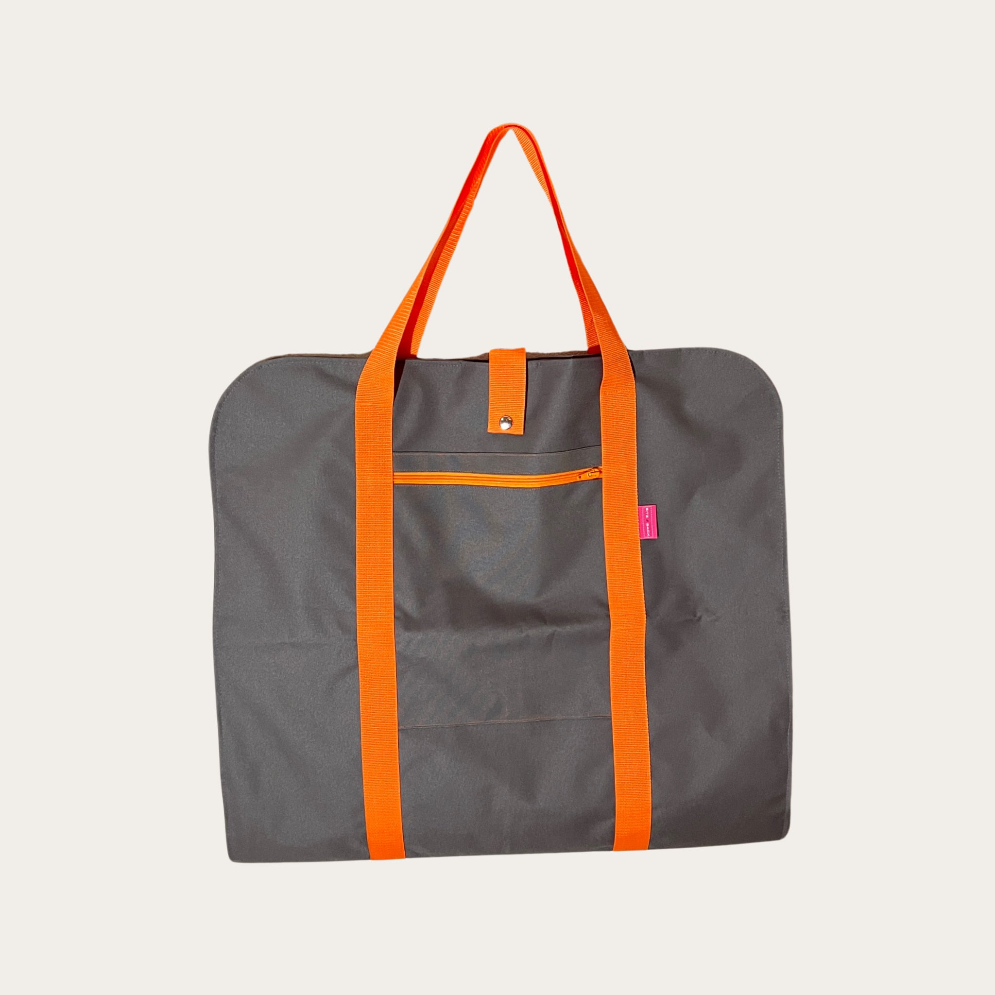 Kleidersack in grau