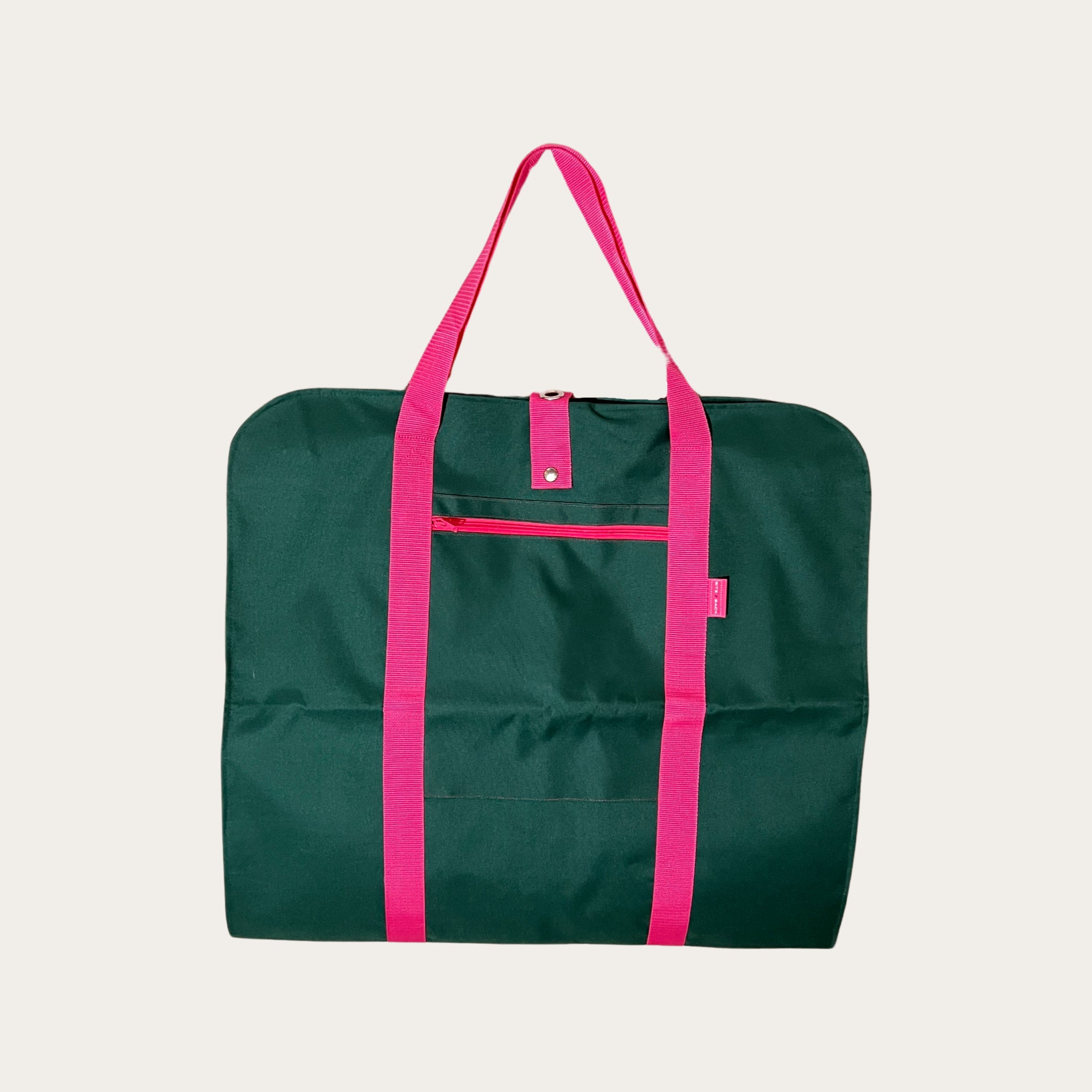 Kleidersack in dk.grün