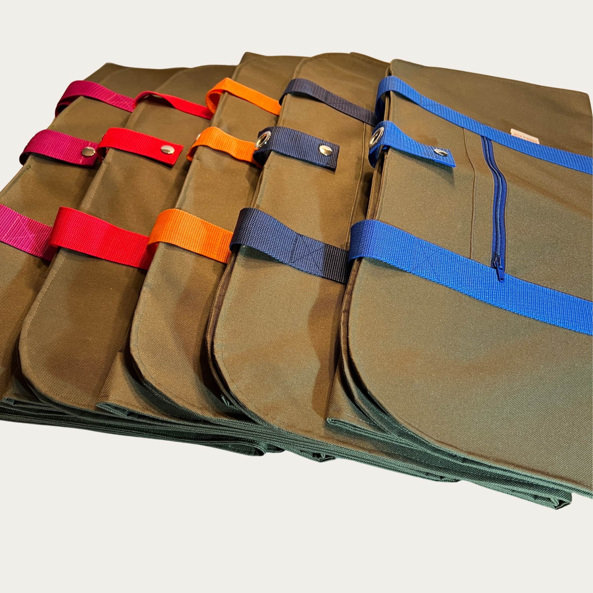 Kleidersack in oliv
